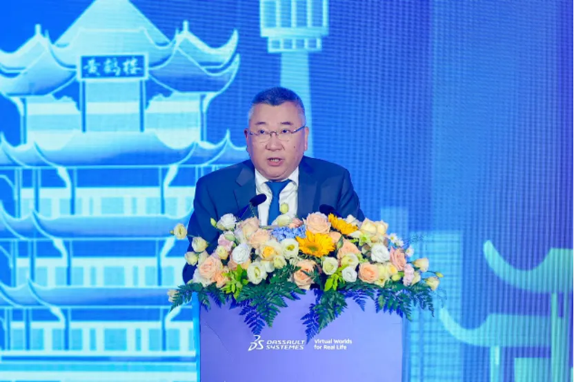 Samson KHAOU(许善淞) 达索系统全球执行副总裁兼亚太区总裁 Samson KHAOU(许善淞) 达索系统全球执行副总裁兼亚太区总裁