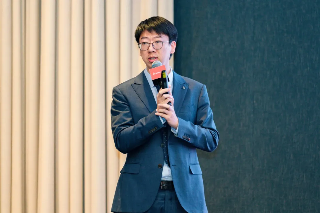 达索系统专业客户事业部仿真产品技术顾问刘敦远 达索系统专业客户事业部仿真产品技术顾问刘敦远